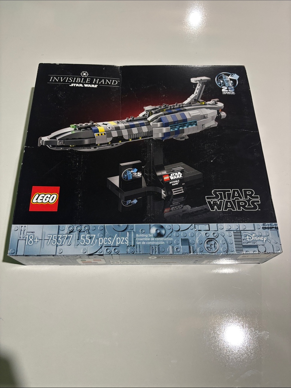 LEGO Star Wars Invisible Hand Display Set - Gray, Blue, Yellow